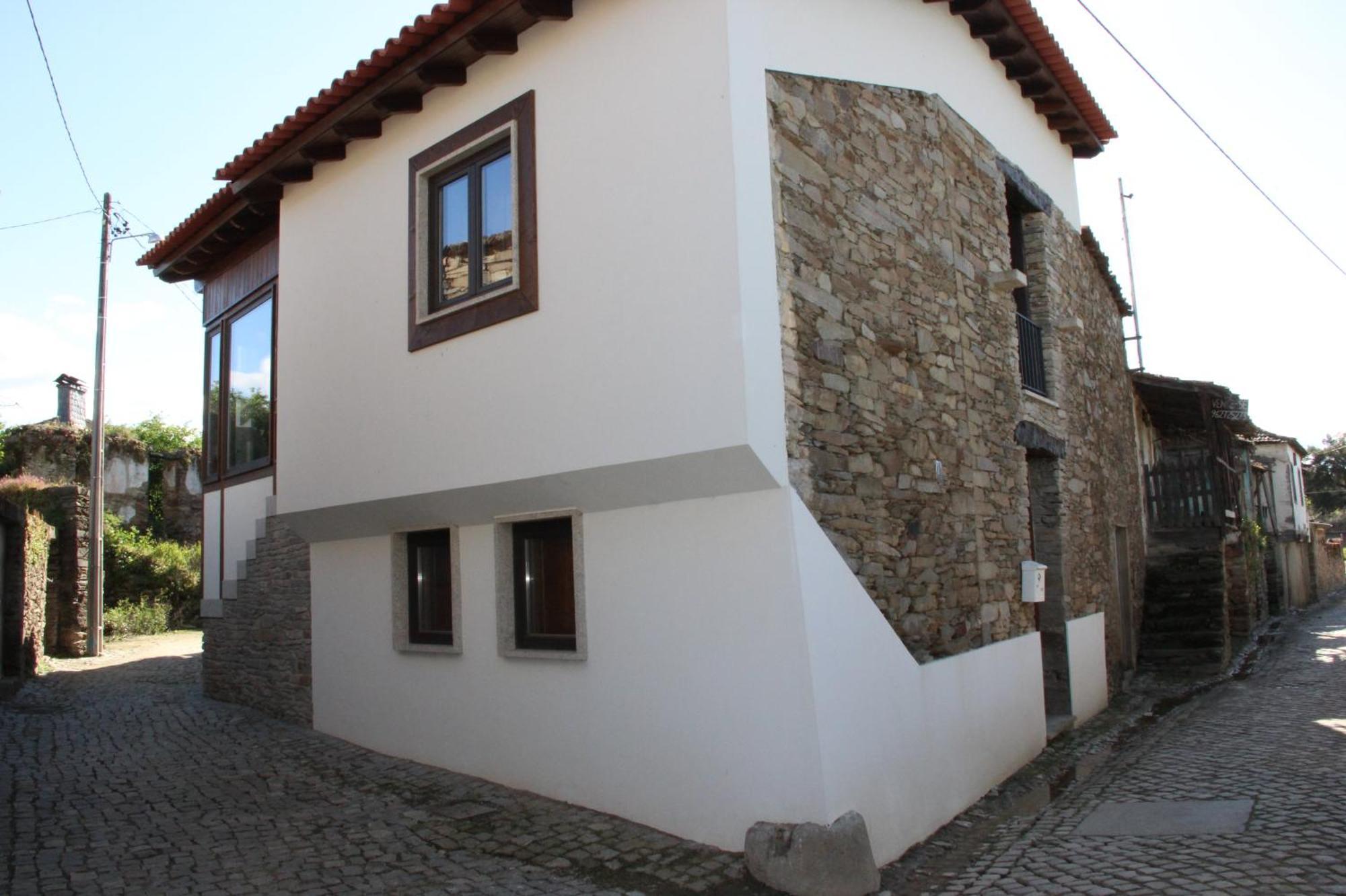 Casa Do Ferrador Villa Mirandela Eksteriør billede