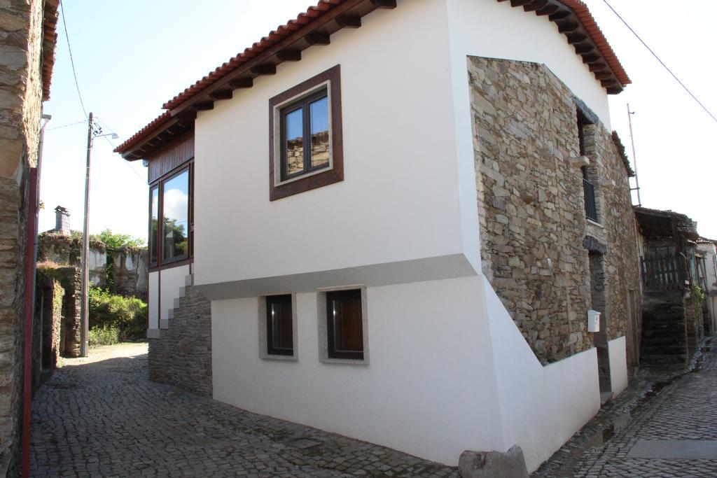 Casa Do Ferrador Villa Mirandela Eksteriør billede